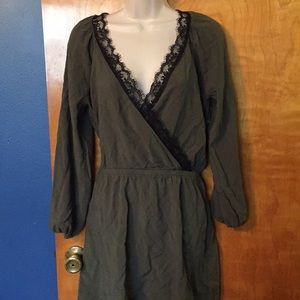 NWOT, Women’s Express Green Long Sleeve Dress, Med